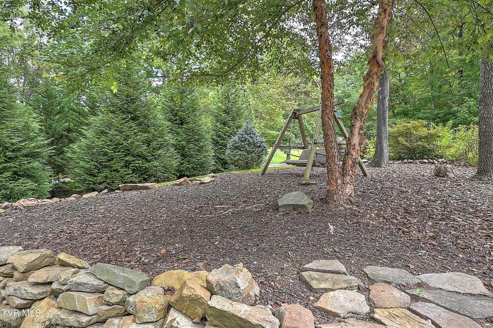 Photo #46: 204 Chinquapin Lane