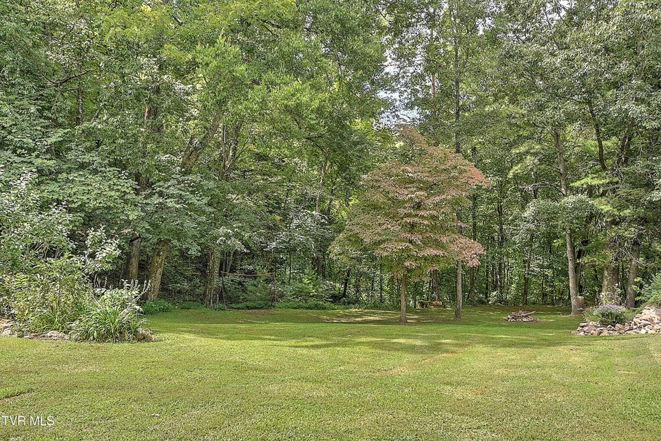 Photo #48: 204 Chinquapin Lane