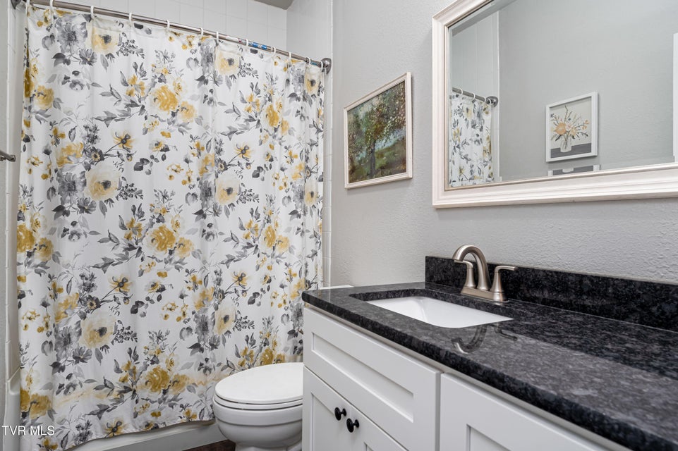 Photo #21: 271 Laurel Way