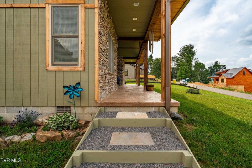 Photo #60: 271 Laurel Way