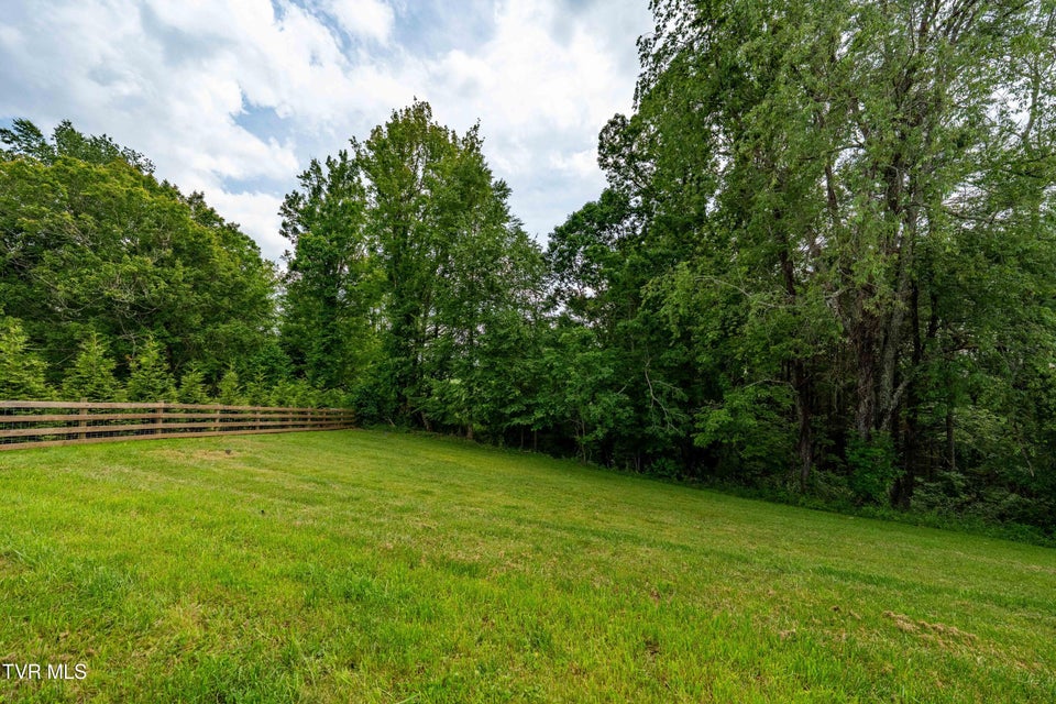 Photo #65: 271 Laurel Way