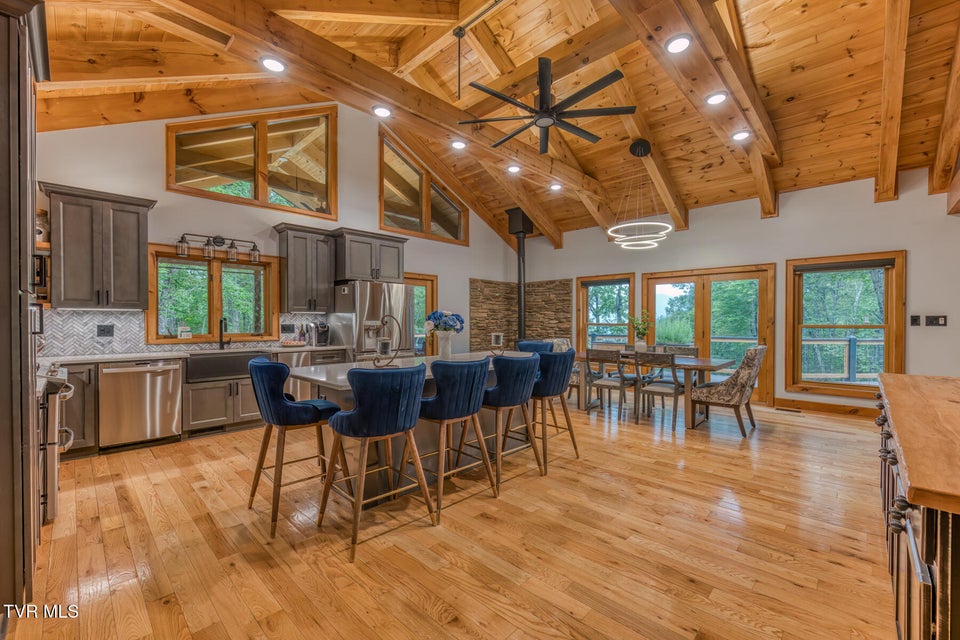 Photo #26: 191 Bear Ridge Drive