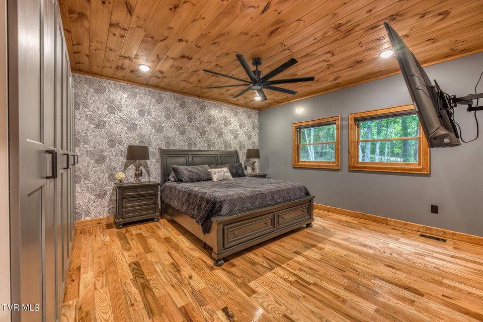 Photo #45: 191 Bear Ridge Drive