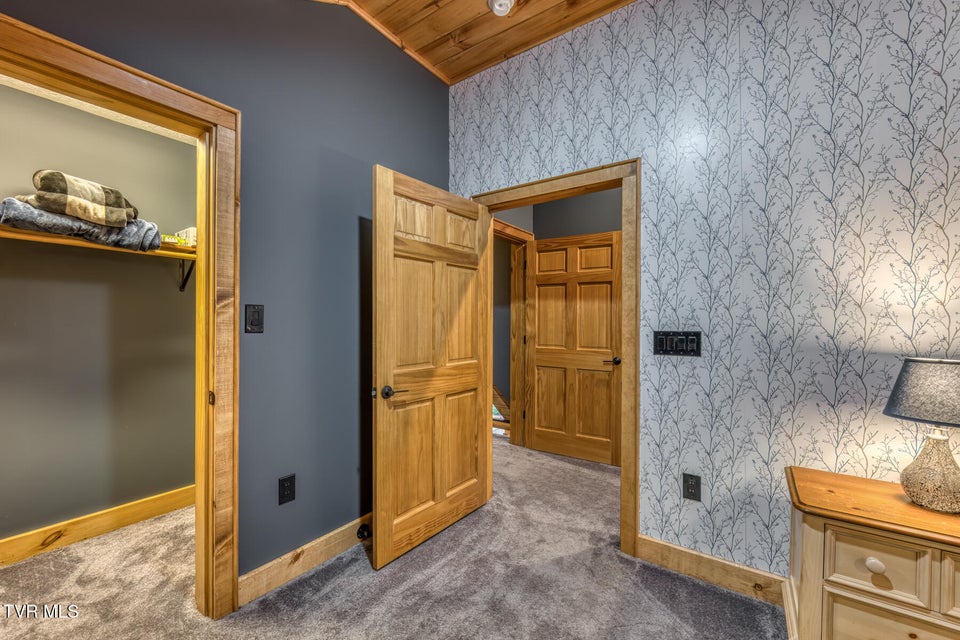 Photo #54: 191 Bear Ridge Drive