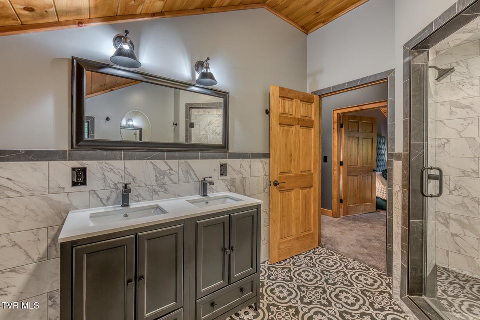 Photo #58: 191 Bear Ridge Drive