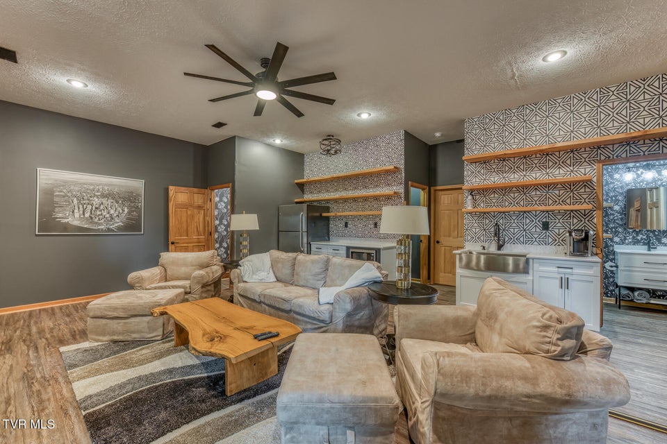 Photo #62: 191 Bear Ridge Drive