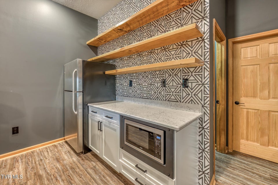 Photo #63: 191 Bear Ridge Drive