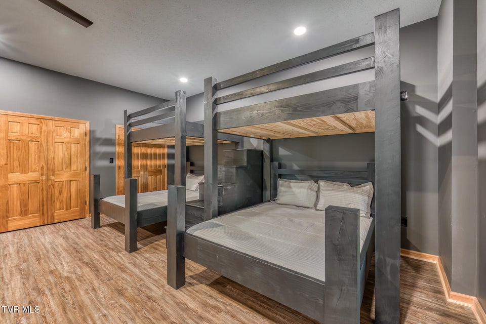 Photo #68: 191 Bear Ridge Drive