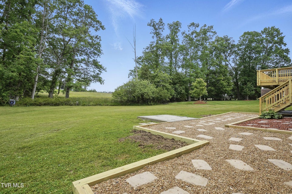 Photo #8: 5530 Paramont Road