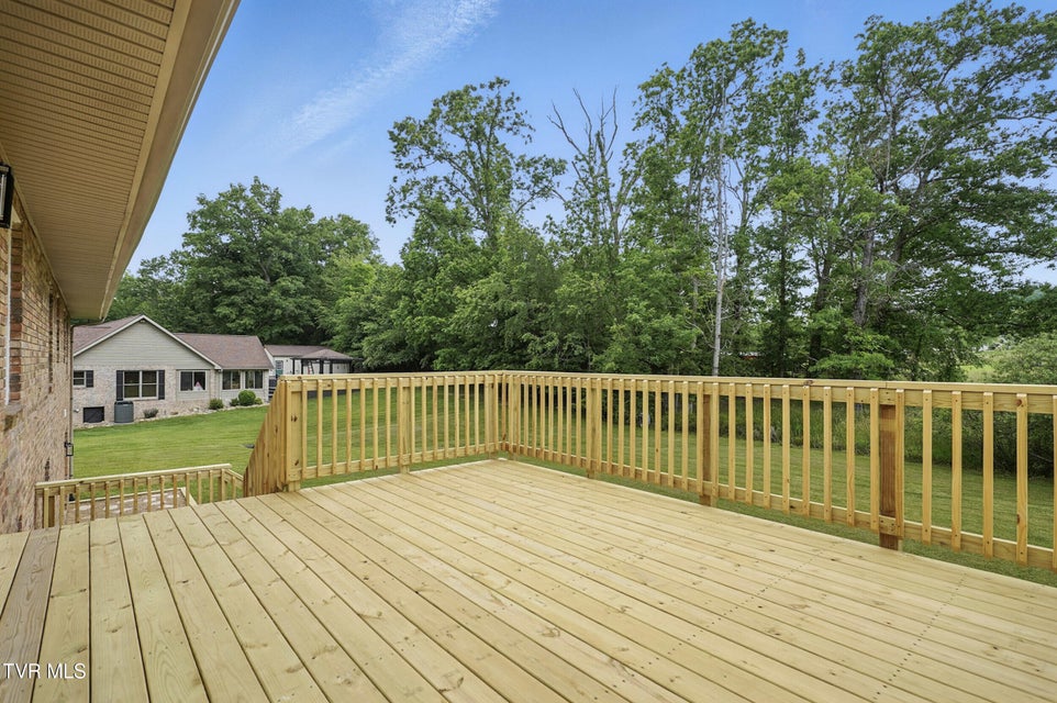 Photo #7: 5530 Paramont Road