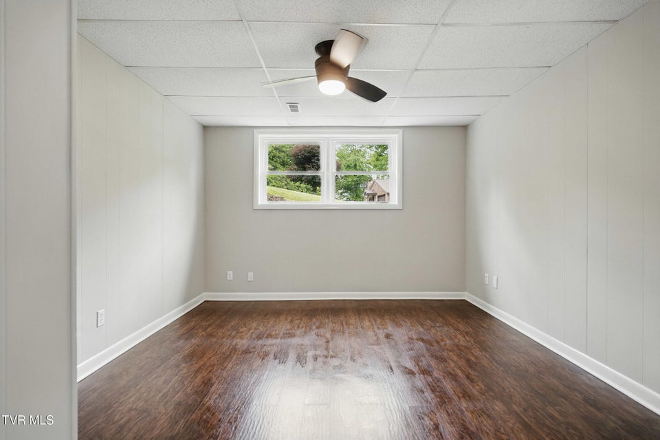Photo #39: 5530 Paramont Road