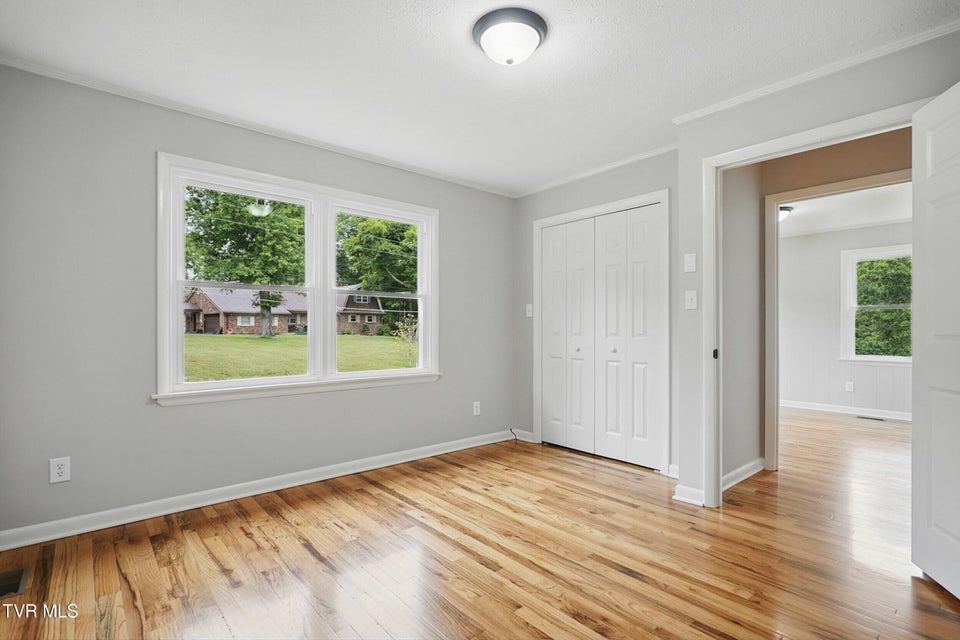 Photo #23: 5530 Paramont Road