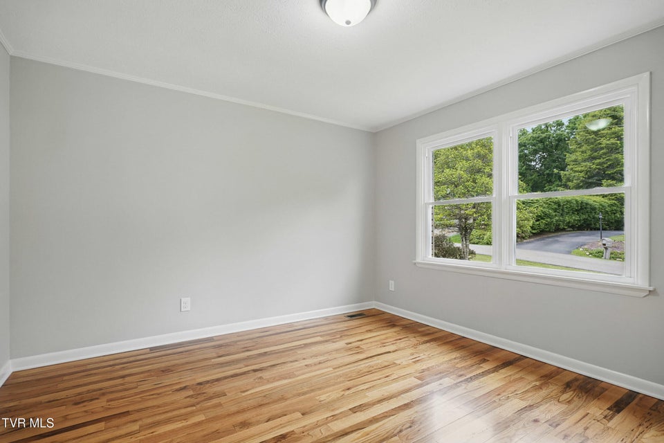 Photo #35: 5530 Paramont Road