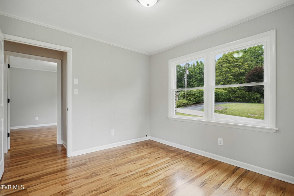 Photo #36: 5530 Paramont Road