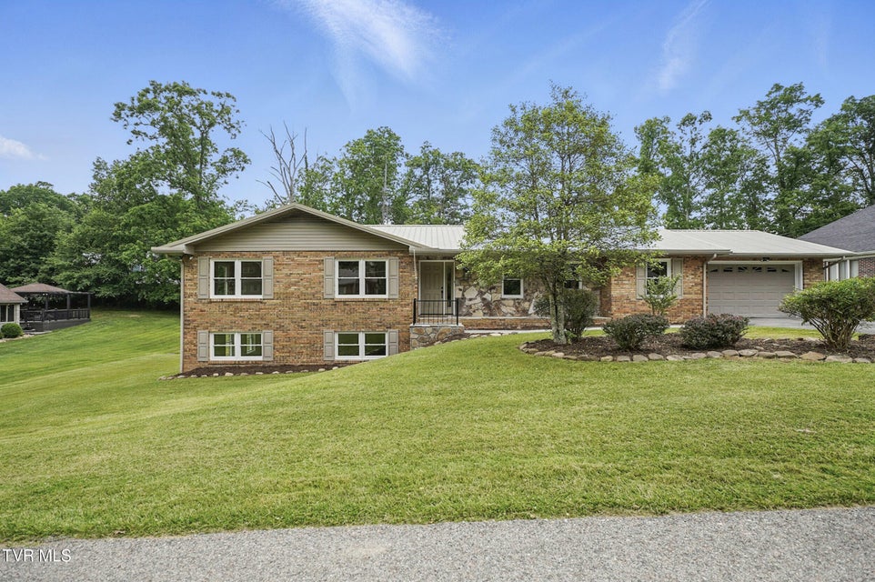 Photo #2: 5530 Paramont Road