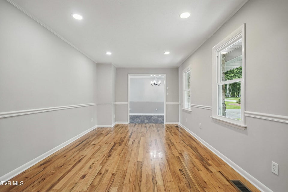 Photo #21: 5530 Paramont Road
