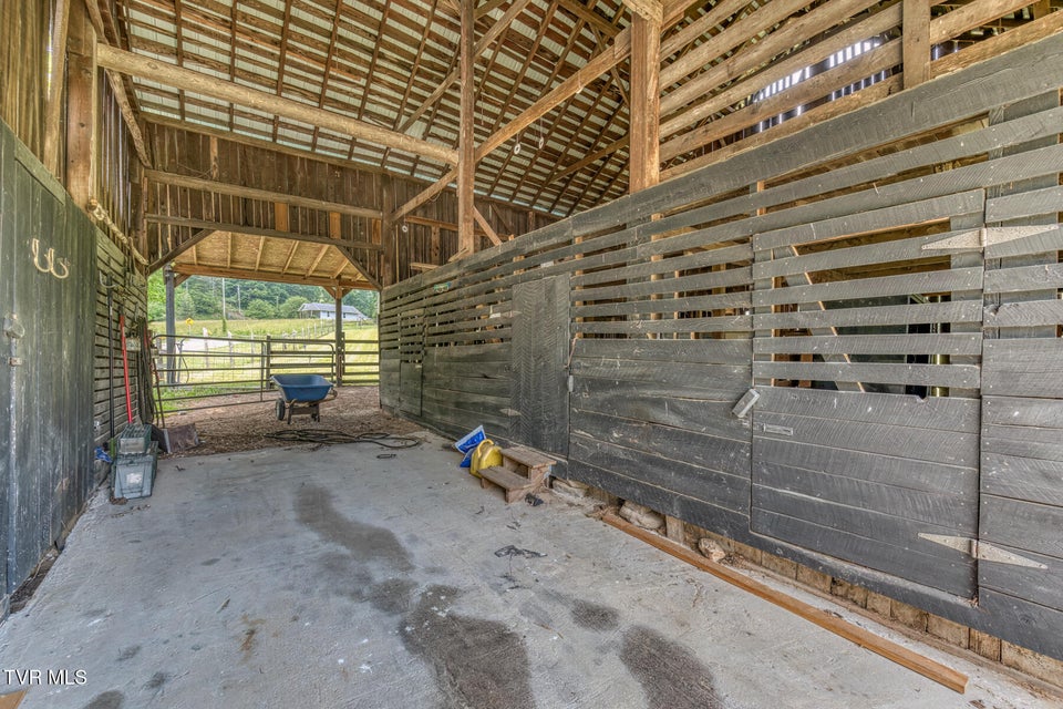 Photo #68: 1761 Pine Orchard Road