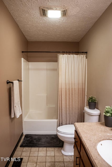 Photo #18: 473 Britton Avenue