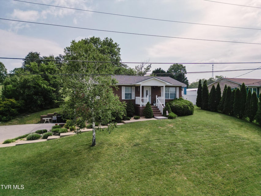 Photo #2: 473 Britton Avenue