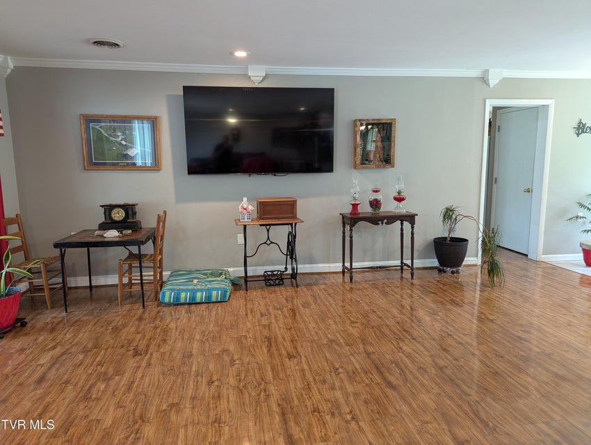 Photo #6: 1710 Brentwood Drive