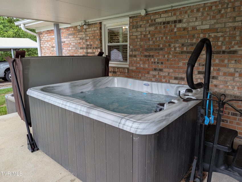 Photo #19: 1710 Brentwood Drive
