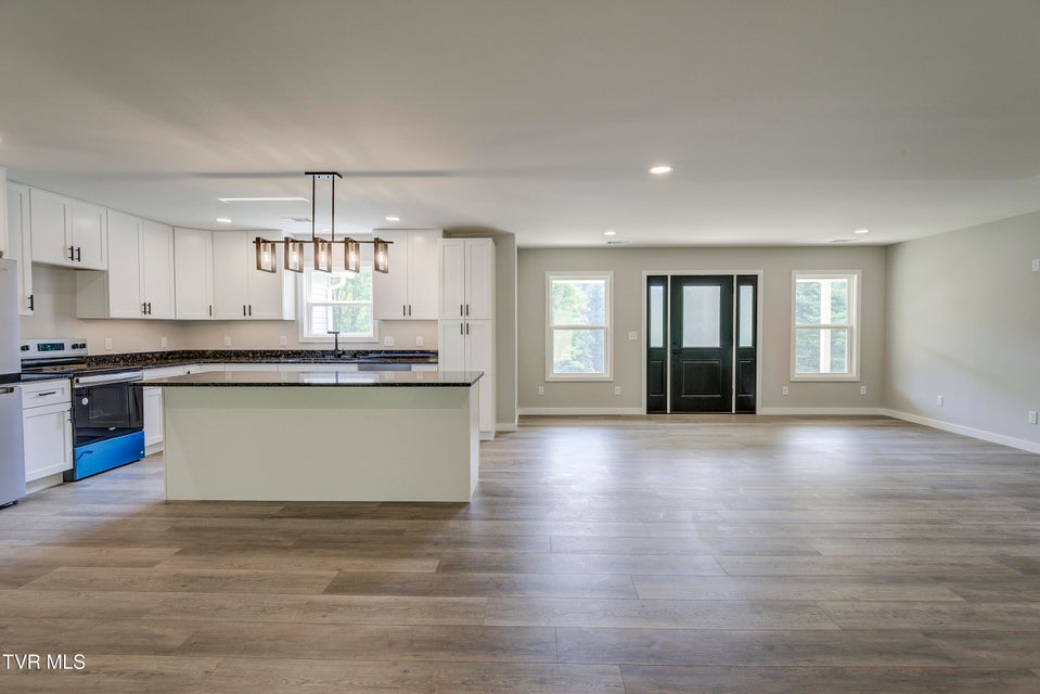 Photo #4: 1105 Laurel Way