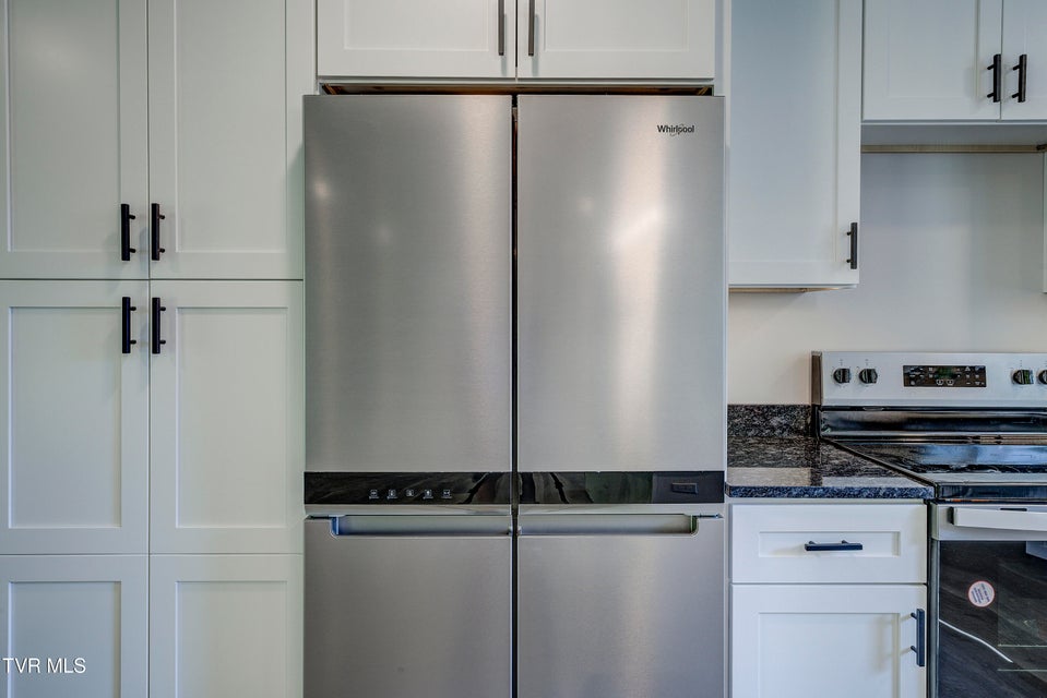 Photo #9: 1105 Laurel Way