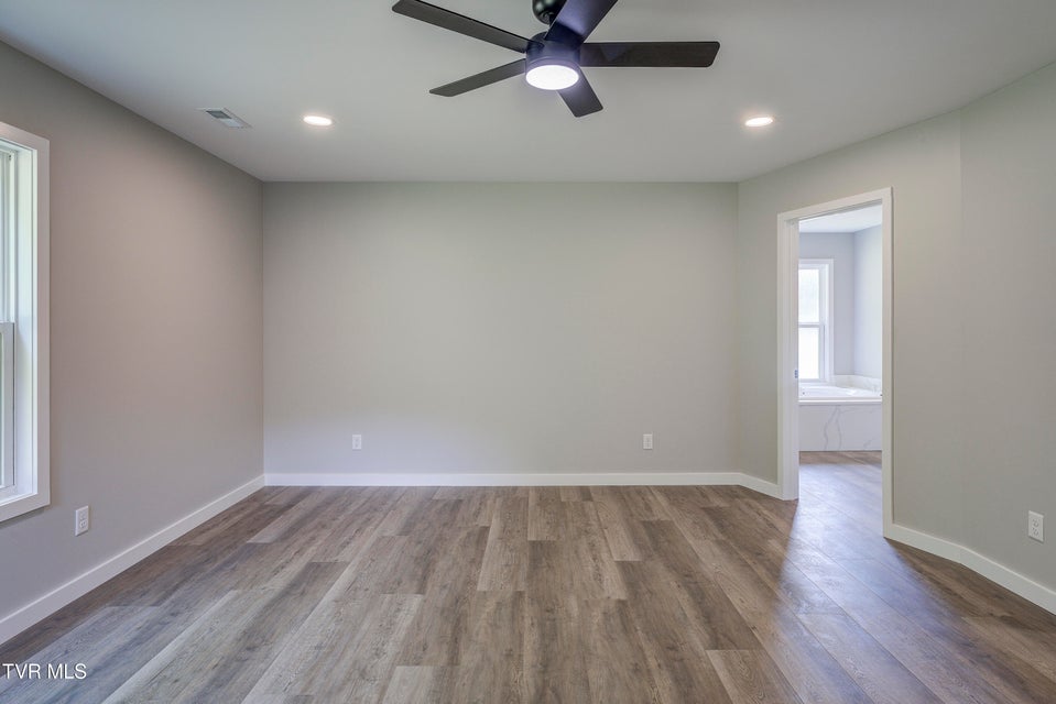 Photo #17: 1105 Laurel Way