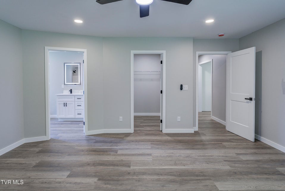 Photo #18: 1105 Laurel Way