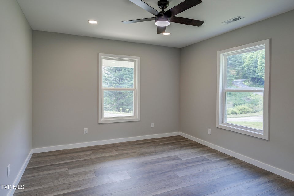 Photo #28: 1105 Laurel Way