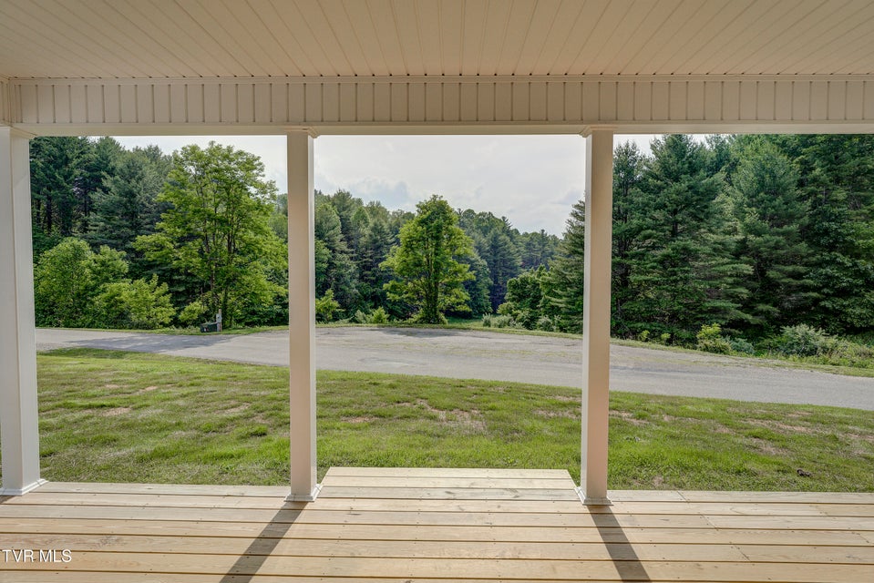 Photo #34: 1105 Laurel Way