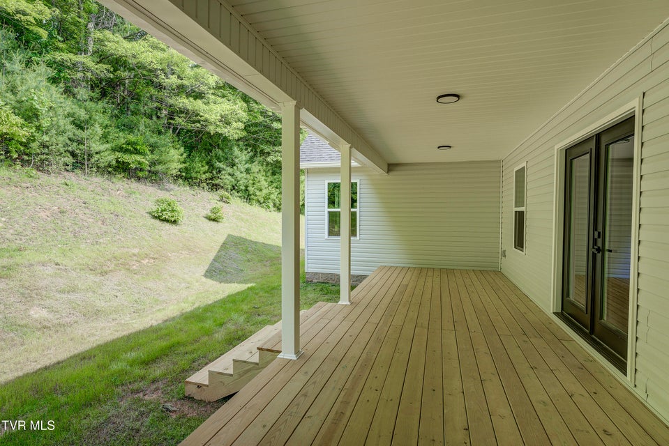 Photo #36: 1105 Laurel Way
