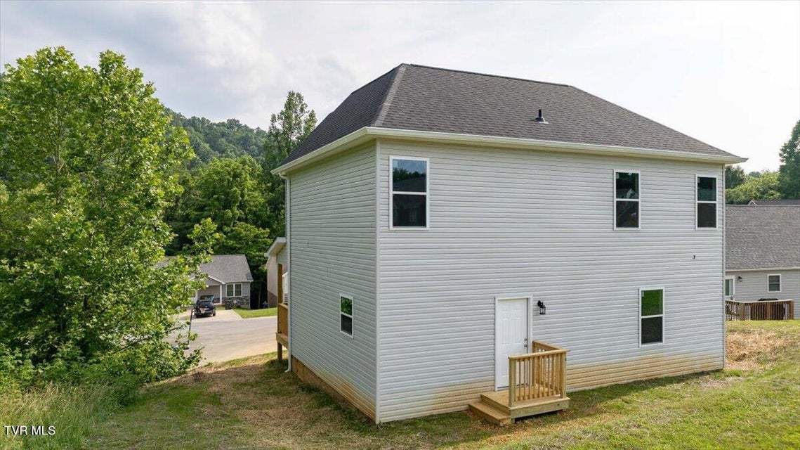 Photo #9: 215 Brighton Place