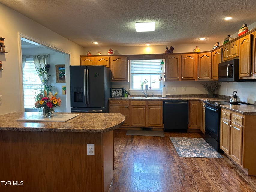 Photo #10: 104 Wyntuck Lane
