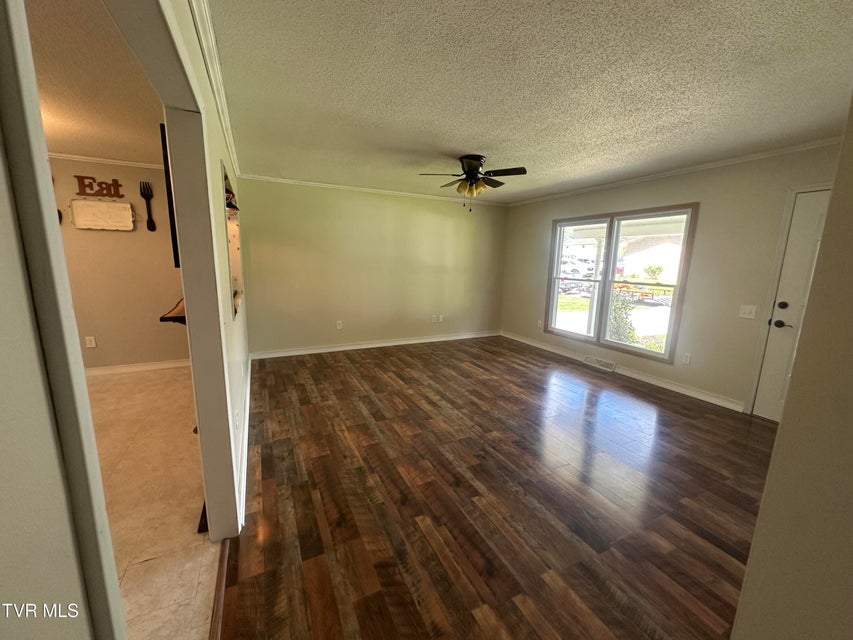Photo #2: 106 Buffalo Court
