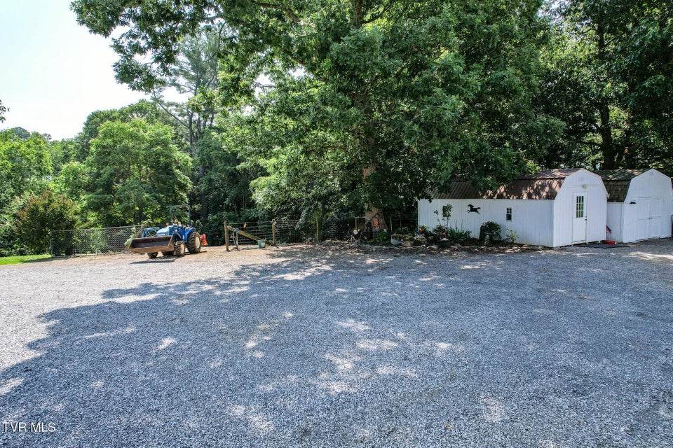 Photo #43: 30 Stockton Road
