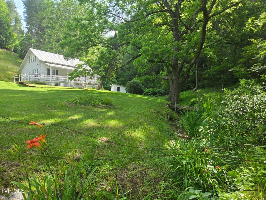 Photo #3: 194 Miller Hollow Road
