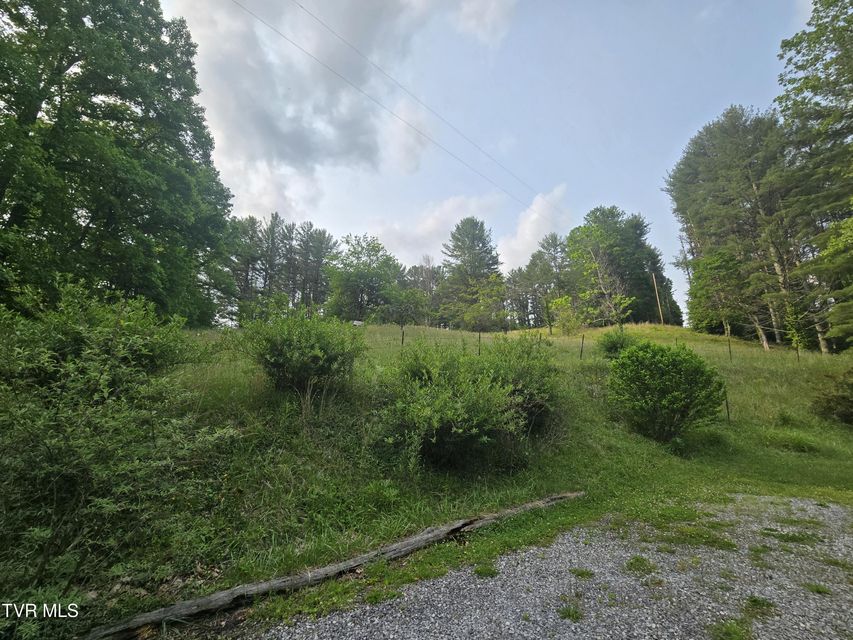 Photo #32: 194 Miller Hollow Road