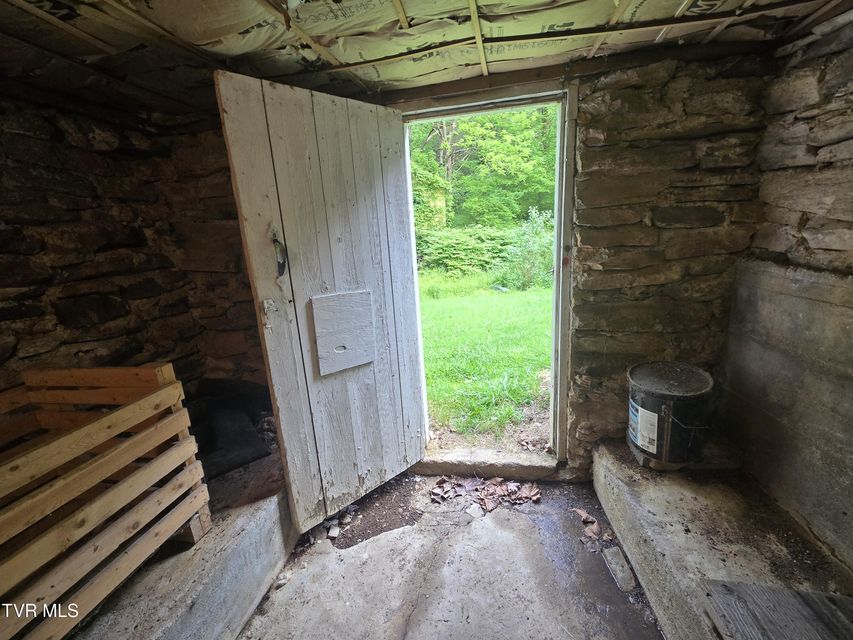Photo #41: 194 Miller Hollow Road