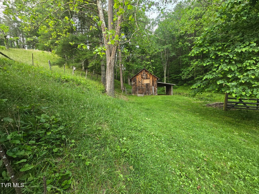 Photo #42: 194 Miller Hollow Road