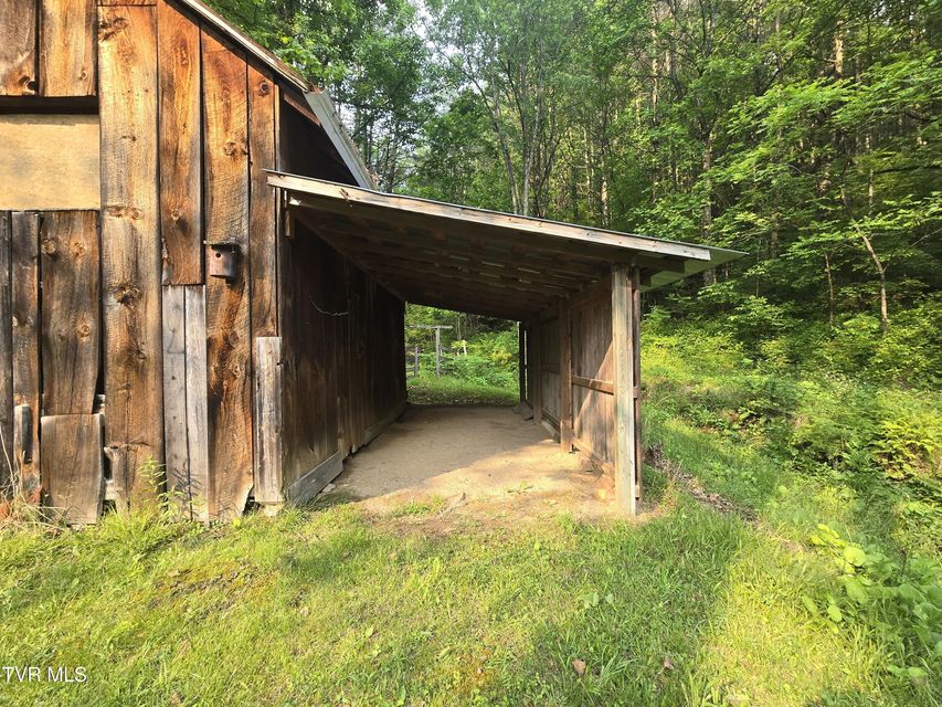 Photo #48: 194 Miller Hollow Road