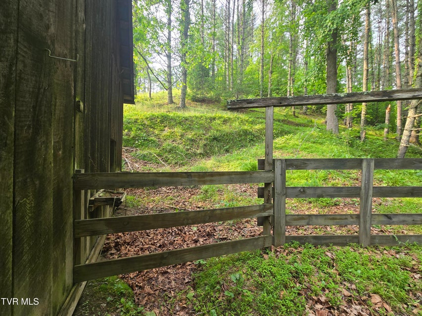 Photo #51: 194 Miller Hollow Road