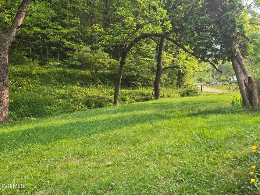 Photo #68: 194 Miller Hollow Road