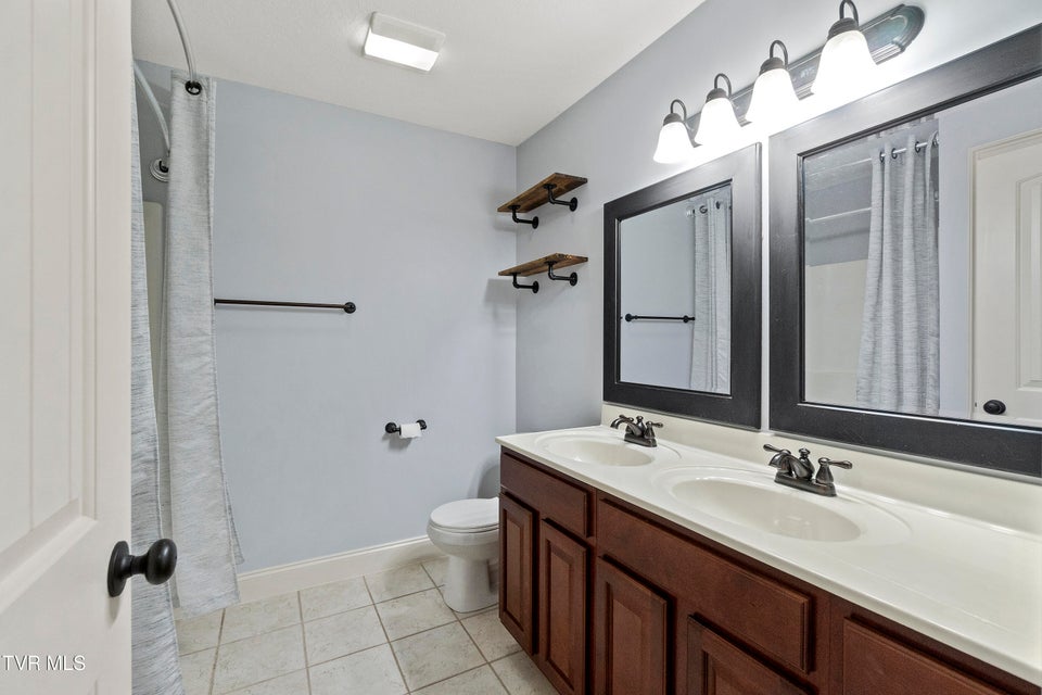 Photo #44: 3475 Walden Dr