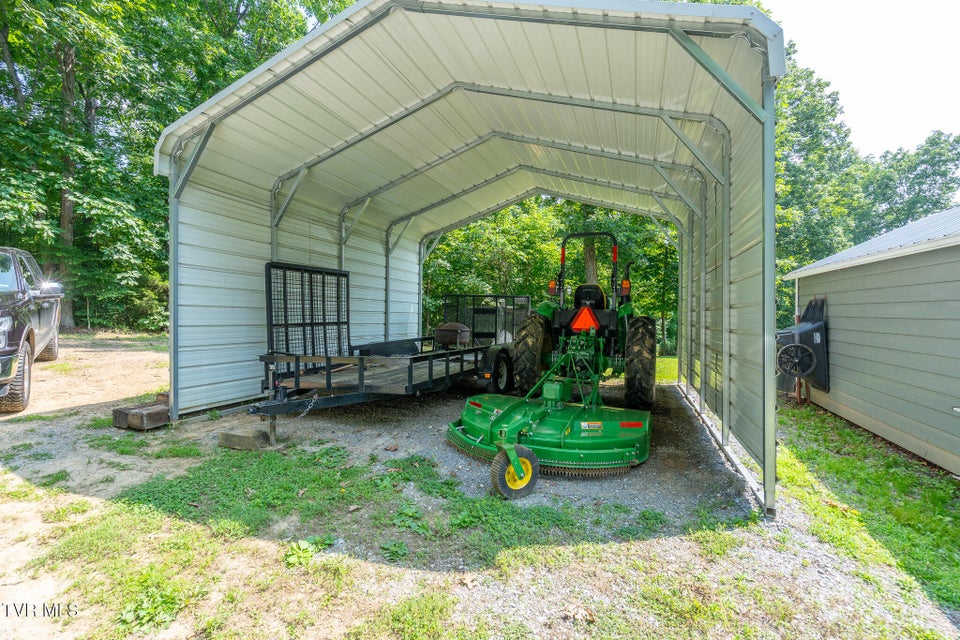 Photo #37: 335 Wisecarver Road