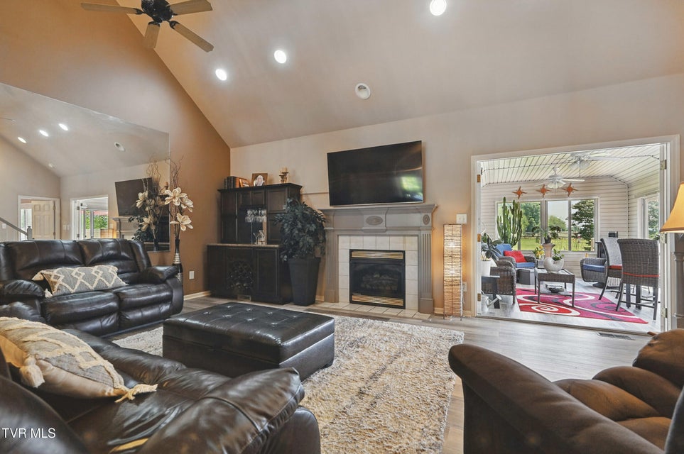 Photo #13: 17308 Crabtree Court