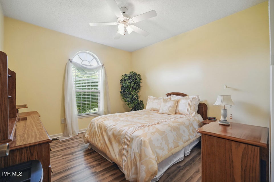 Photo #32: 17308 Crabtree Court