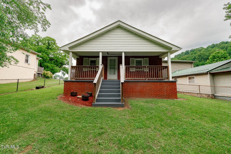 Photo #4: 2009 Tenneva Street