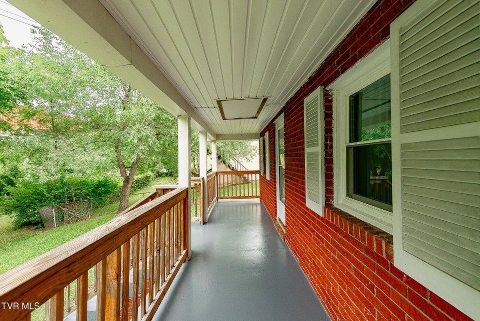 Photo #38: 2009 Tenneva Street
