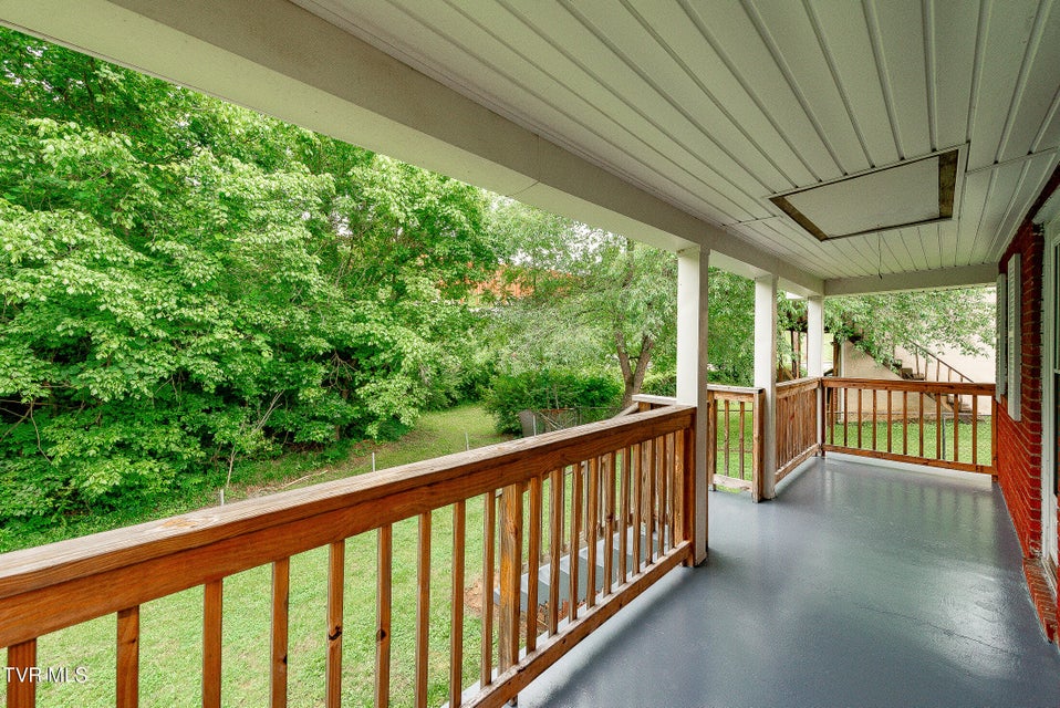 Photo #39: 2009 Tenneva Street